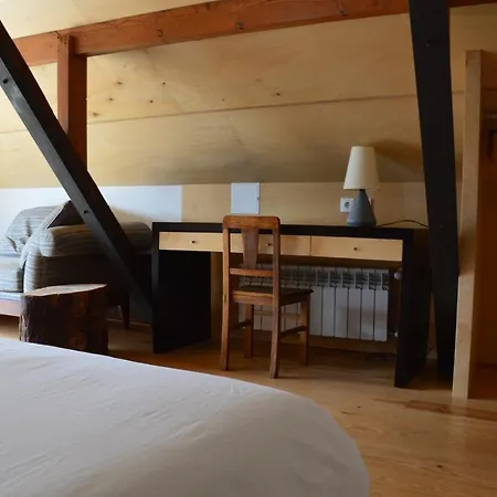 Ouzenda Do Zezere Feriehus *